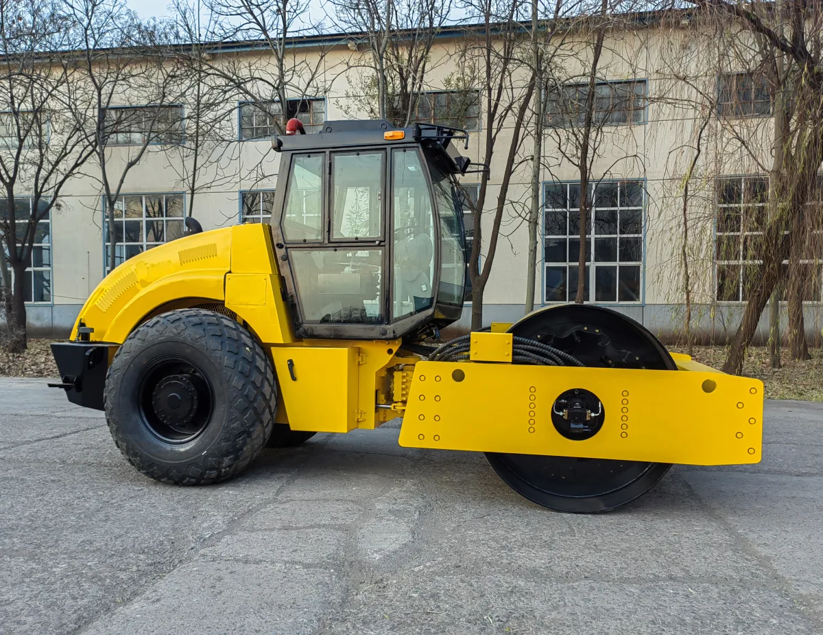 LCD216H Single Drum Vibratory Roller