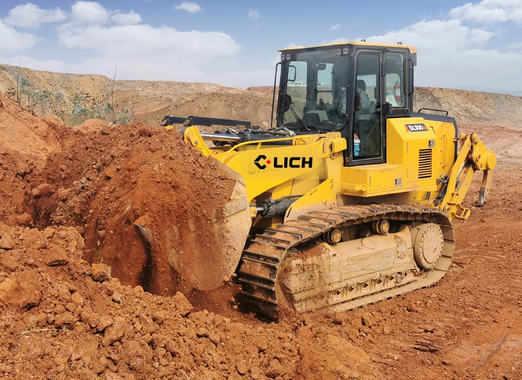 LC-L300 track loader side view