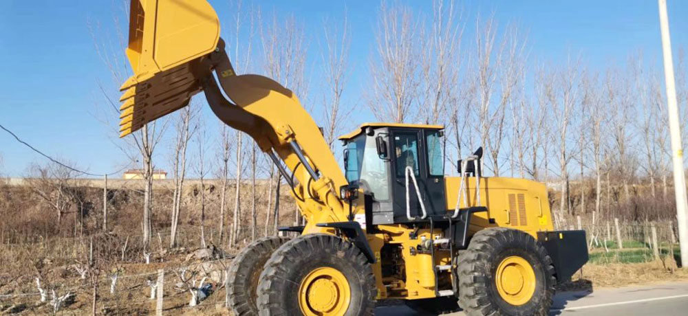 Powerful and Agile LICHMACH LC676G Wheel Loader