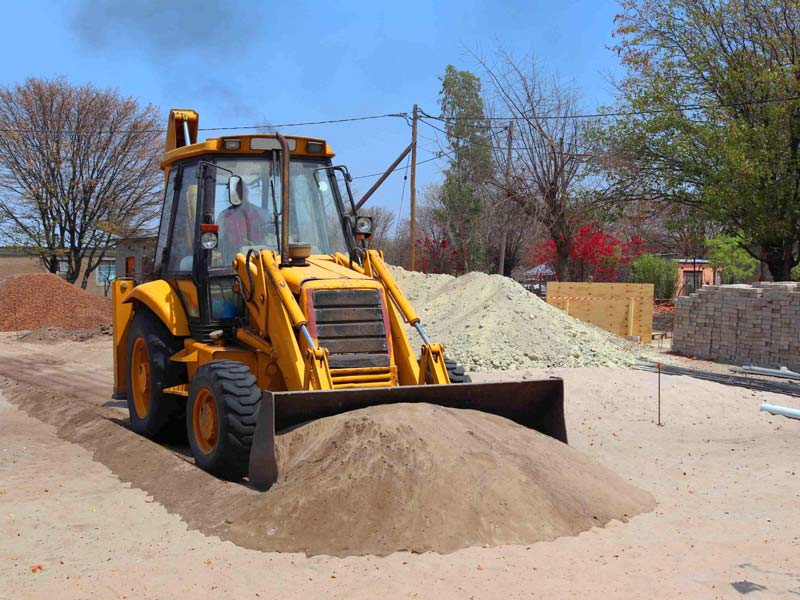 Application of backhoe loader in modern construction projects